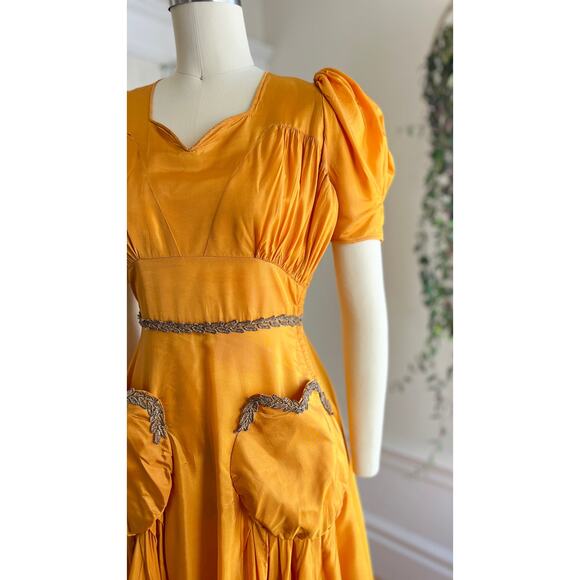 Vintage 1940s Gown 40s Gold Yellow Sweetheart Formal Evening Party Maxi Dress - Picture 9 of 13